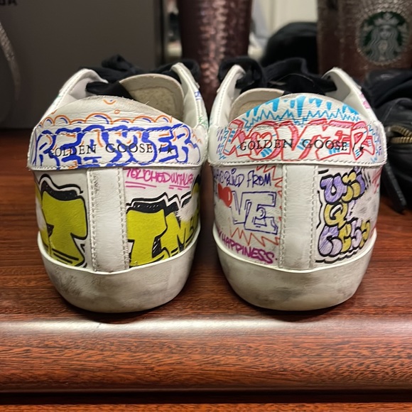 Golden goose womens graffiti sneakers RARE sold out. In excellent condition. - Picture 6 of 9